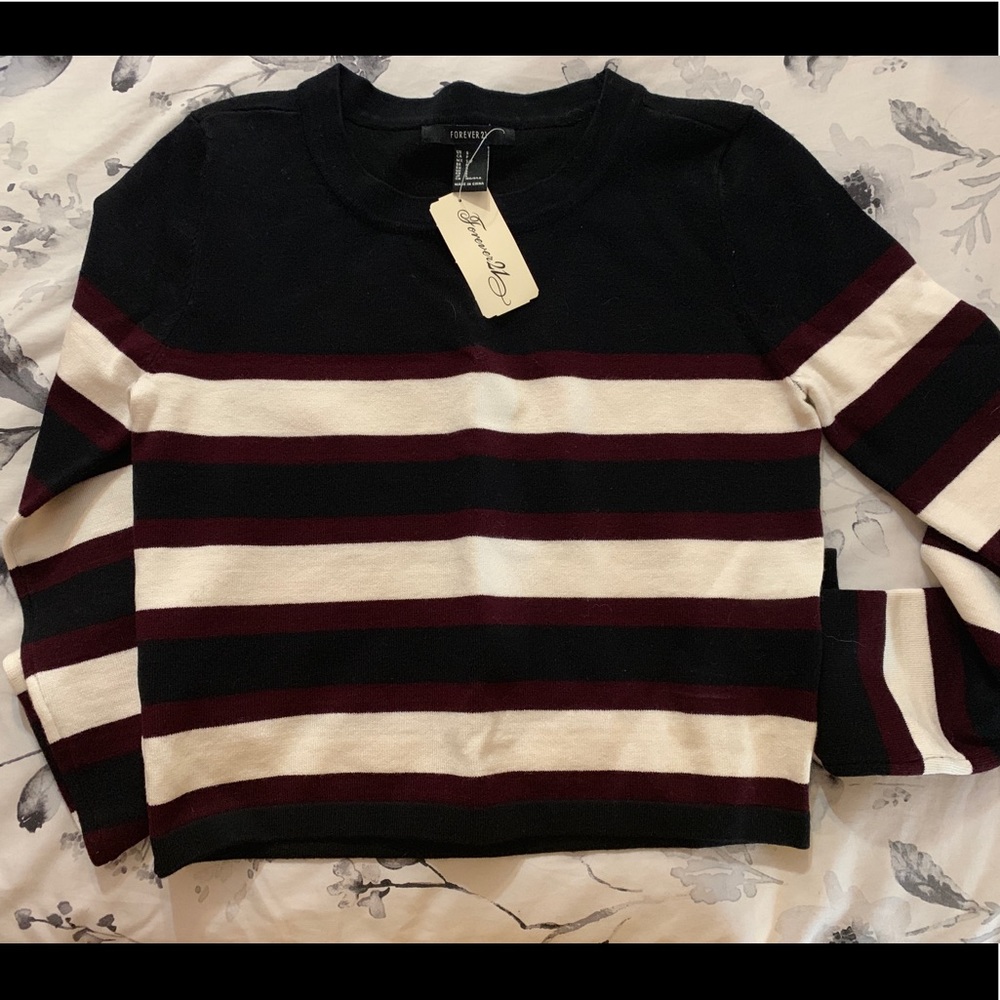 Cropped sweater